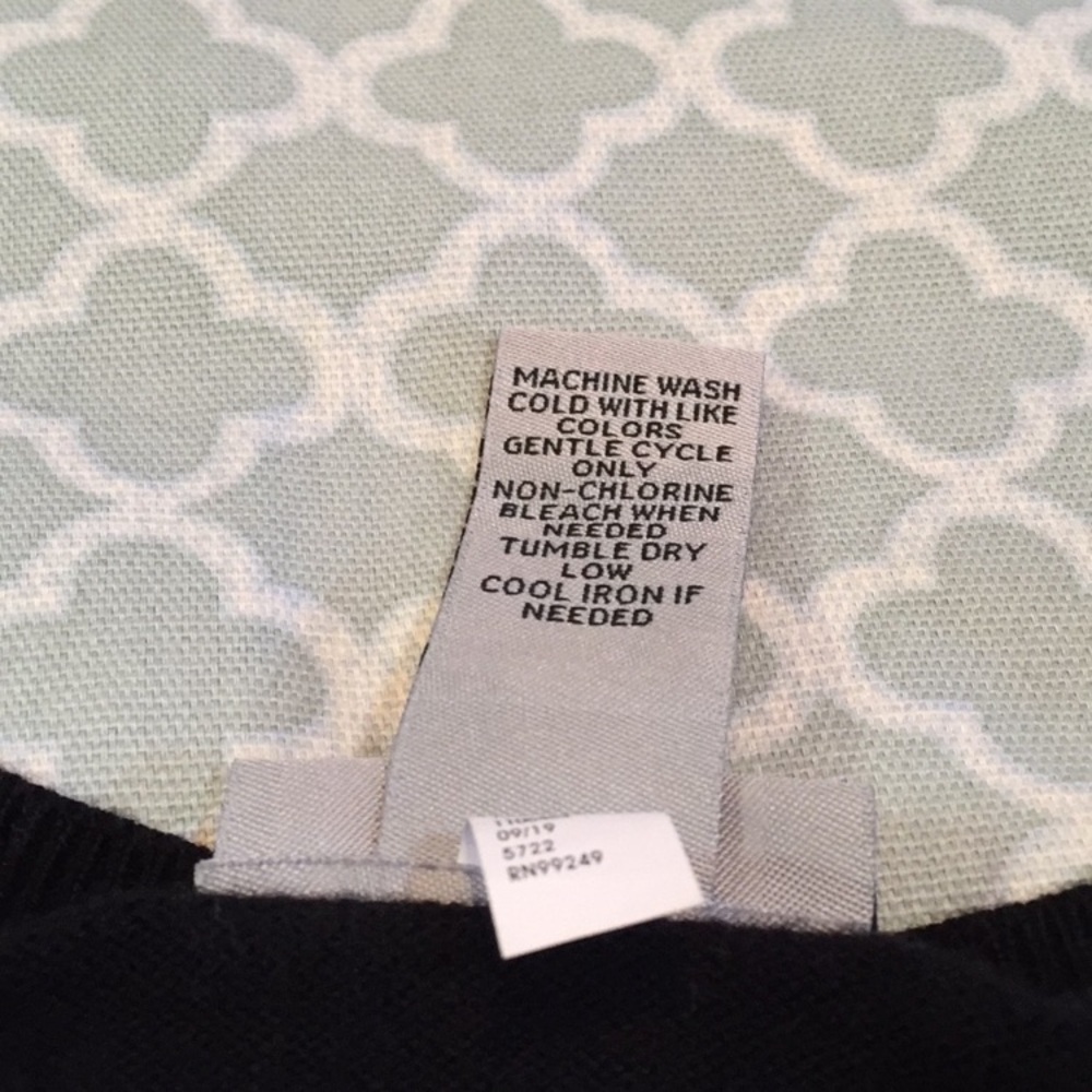 Catherines Polar Bear Sweater 0X - Picture 6 of 7